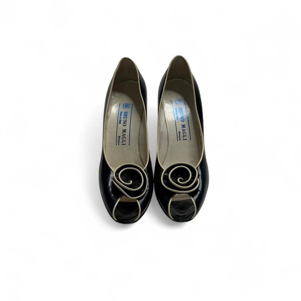 Vintage Bruno Magli Black Italian Made Italy Peep Toe 3"Heels Heels White Size 7 - Picture 4 of 8